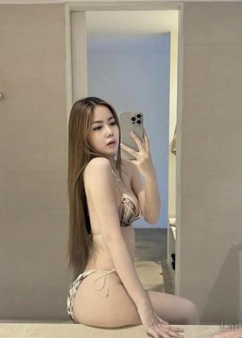 570-393-3021, 22  female escort, Fort Wayne
