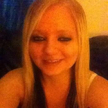 2604080665, female escort, Fort Wayne