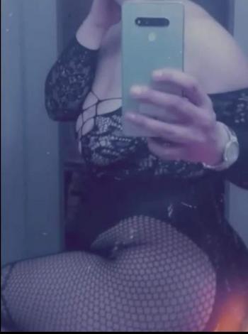 2606322389, female escort, Fort Wayne
